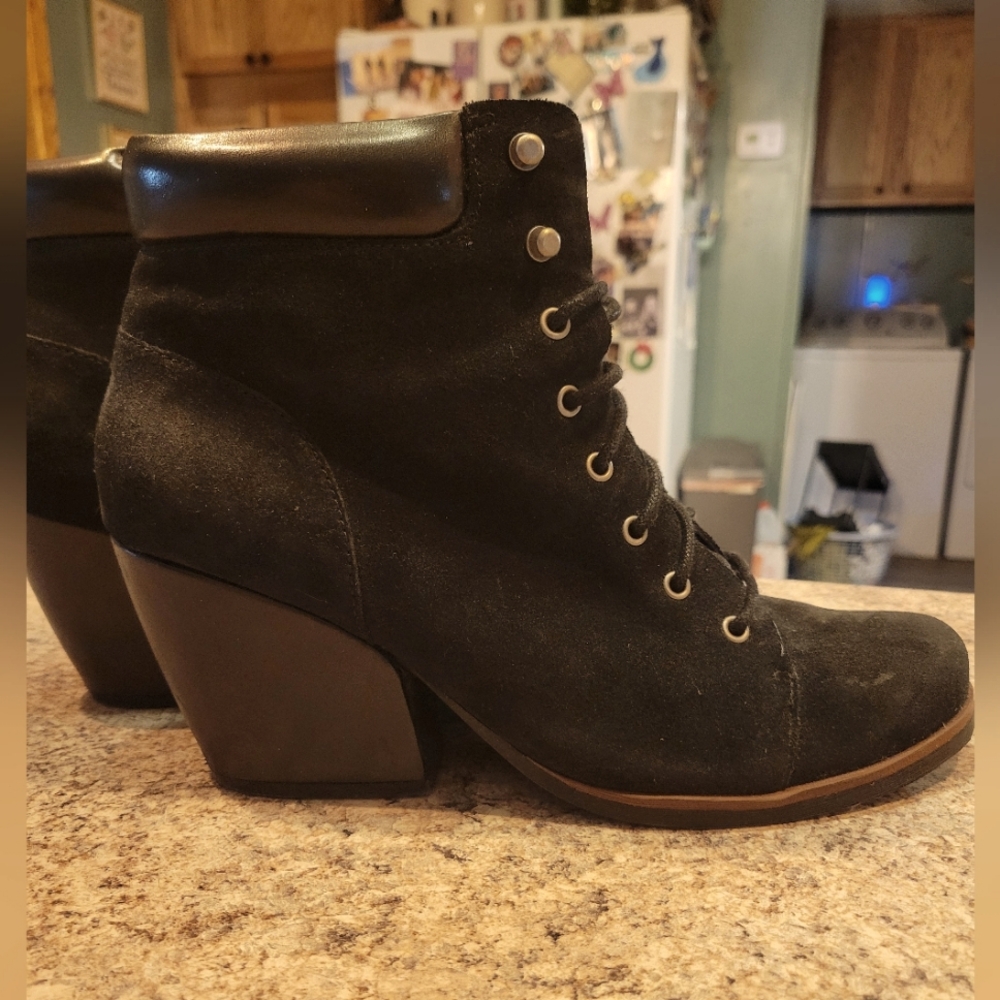 Kork-ease black booties